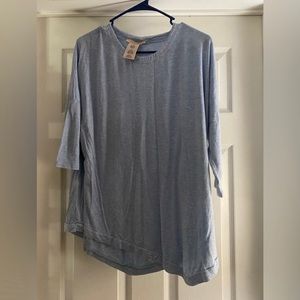 Philosophy 3/4 Sleeve Loose Fit Hem Tunic is a size Small.